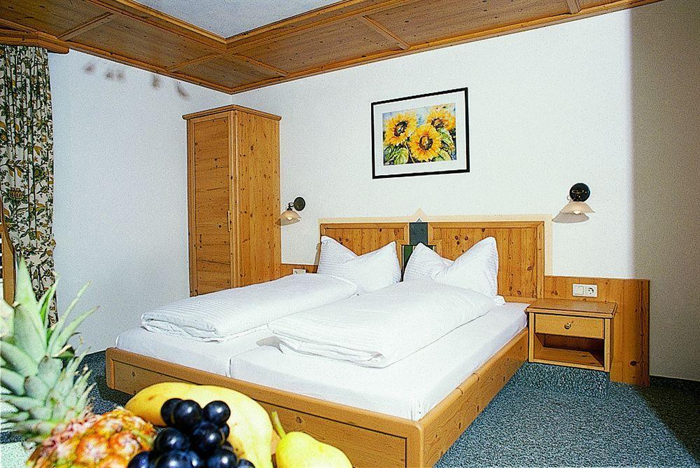Fliana Arlberg Studios Sankt Anton am Arlberg Bagian luar foto