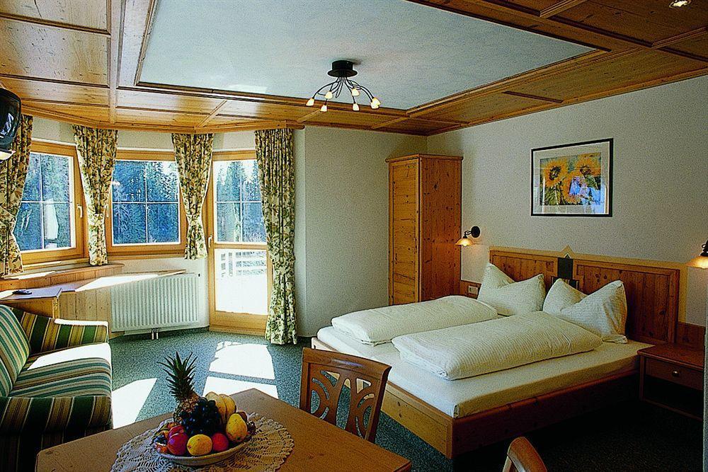 Fliana Arlberg Studios Sankt Anton am Arlberg Bagian luar foto